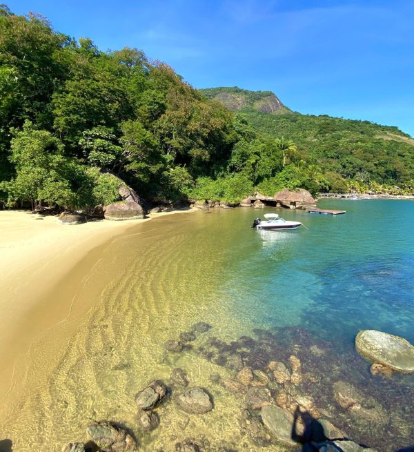 Passeio no saco do mamangua Paraty RJ