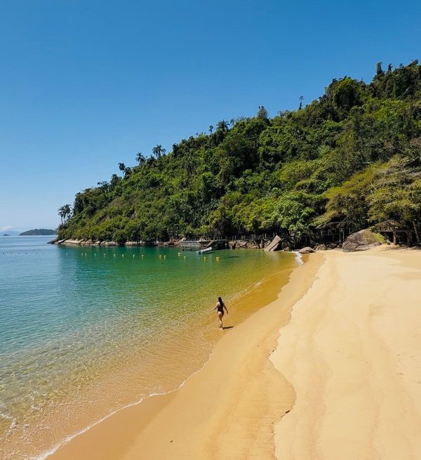 praia-da-conceição-paraty-rj-lancha-exclusiva.jpg